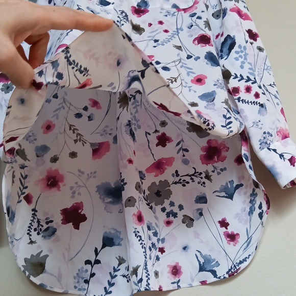 P19" L28" Joe Fresh Multicolor Floral High-low Round Hem Women's Blouse - Picture 10 of 17